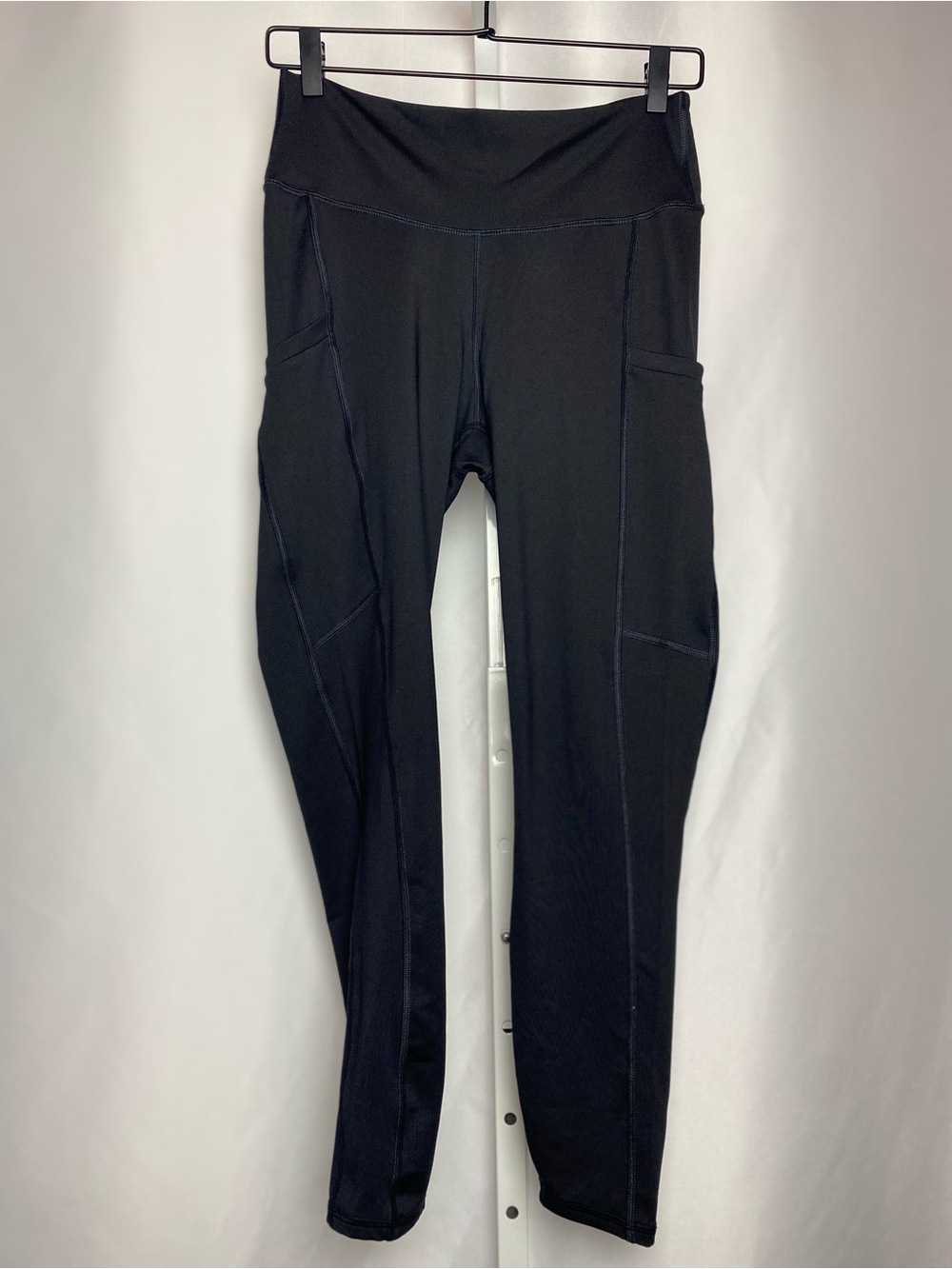 Fabletics Womenʻs Black Athletic High Waist Ankle Length Leggings L
